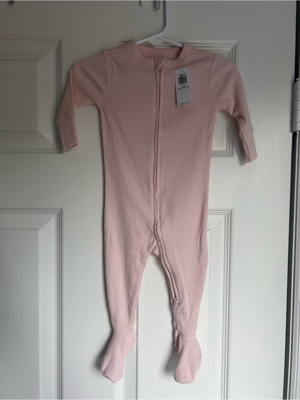 Old Navy Light Pink Ribbed Footed One-Piece Zipper Sleepsuit